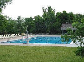 Wonderful 4 Bedroom DTC Home with New Kitchen in Centennial, CO (Photo 8 of 9)