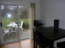 Gorgeous 1800 Sq. Ft. Home - GREAT PRICE - EXCELLENT LOCATION! in Libertyville, IL (Photo 10 of 12)