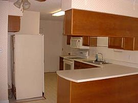 Wonderful 3 BR, 2 BA Home in Immaculate Condition in Savannah, GA (Photo 7 of 8)