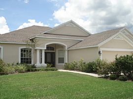 Large 4 BR, 3 BA Executive Home Features Open Floor Plan in Dover, FL