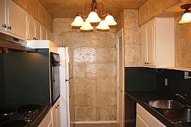 Quaint 2 Bedroom Condo - Bills Paid - Hardwood - Near Park in Dallas, TX (Photo 3 of 9)