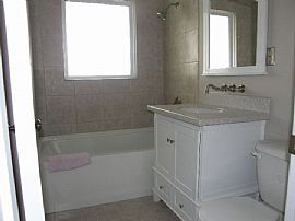 Gorgeous 3 Bedroom North Tacoma Home - NEW PRICE in Tacoma, WA (Photo 6 of 6)