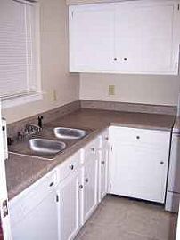 2-Story End-Unit, 1 Br, 1.5 Ba Loft Style Condo in Southpark in Charlotte, NC (Photo 2 of 5)