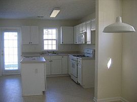 Brilliant 3 Br, 2.5 Ba Home - Lease Or Buy in Dallas, GA (Photo 3 of 8)