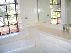 2 BR, 2 BA Home in Prestigious Las Vegas Country Club Estates in Las Vegas, NV (Photo 3 of 6)