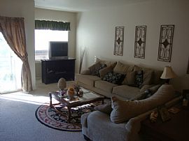 Large 3 Br, 2 Ba, 3rd Story Condo with Beautiful Views  in Sandy, UT (Photo 4 of 6)
