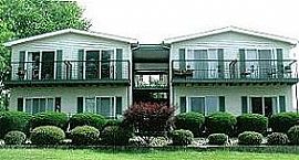 Wonderful 2 Br, 1 Ba Apartments with Riverview Rentals in Ottawa, IL (Photo 3 of 3)