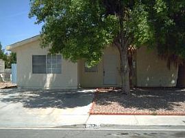Quiet 4 BR, 3 BA House with Tile Throughout Except Bedrooms  in Las Vegas, NV