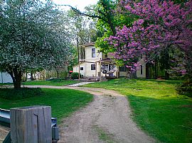 Private 4 Bedroom Playhouse - No Neighbors - Near Lake in Dowagiac, MI (Photo 1 of 6)