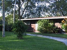 Cozy 1 BR, 1 BA Unit at Sea Ranch Apartments in Sarasota, FL