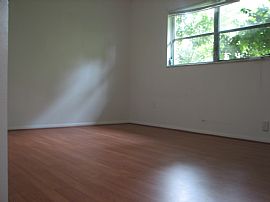 Clean 3 Bedroom House with No Carpet - No Allergy! in Clearwater, FL (Photo 2 of 7)