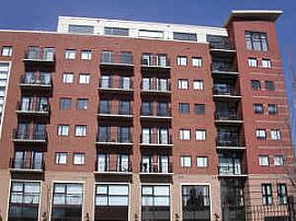 Fantastic 1 BR, 1 BA Condo in Uptown Charlotte with City Views!  in Charlotte, NC (Photo 4 of 4)