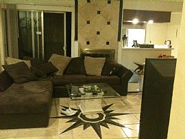 Beautiful 3 Bedroom, 2 Story Condo with Nice Covered Patio in Dallas, TX