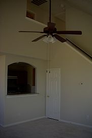 Beautiful 3 BR, 2.5 BA House Recently Built in 2005 in Houston, TX (Photo 3 of 5)