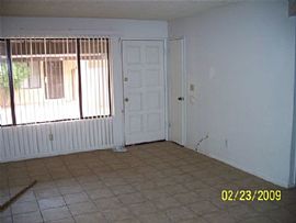 Cute 2 Bedroom House - Need to Move today? CALL DHANA in Casa Grande, AZ (Photo 3 of 3)