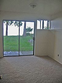 Private 2 BR, 1 BA Waterfront Apartment - Beautiful Views in Camano Island, WA (Photo 5 of 5)