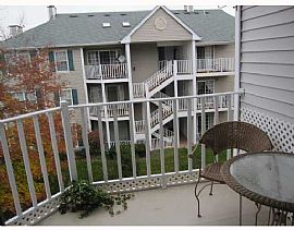Beautiful 2 Bedroom Condo in Govenors Pointe in North Brunswick, NJ (Photo 2 of 5)