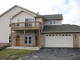 Beautiful Luxurious 3 Bedroom Condo with 2 Car Garage  in New Berlin, WI