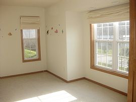 Beautiful Luxurious 3 Bedroom Condo with 2 Car Garage  in New Berlin, WI (Photo 7 of 7)