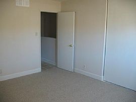 Updated 2 Bedroom Townhome with Rent Special in Concord, CA (Photo 4 of 4)