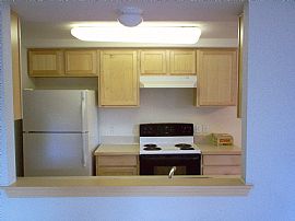 3 BEDROOM TOWNHOME WAS ORIGINALLY $1450 NOW $1325 - HURRY! in Auburn, WA (Photo 5 of 6)