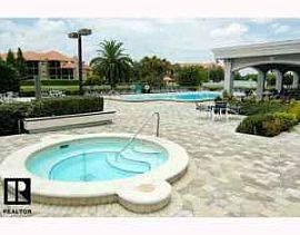 Peaceful 2 Bedroom Condo in Feather Sound at Crystal Bay  in Clearwater, FL (Photo 4 of 4)