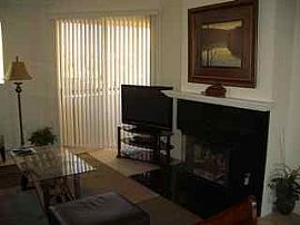 Resort Style Living -1 BR, 1 BA Penthouse Floor Unit in Las Vegas, NV (Photo 2 of 9)
