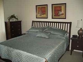 Resort Style Living -1 BR, 1 BA Penthouse Floor Unit in Las Vegas, NV (Photo 3 of 9)