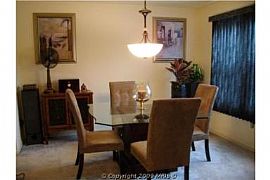 Beautiful 3 Bedroom Townhome with Garage - Available in Randallstown, MD (Photo 4 of 8)