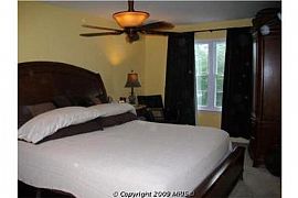 Beautiful 3 Bedroom Townhome with Garage - Available in Randallstown, MD (Photo 5 of 8)
