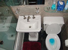 Recently Furnished 3 Bedroom Apartment in Midtown in Manhattan, NY (Photo 4 of 4)