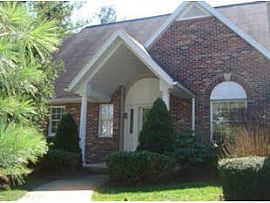 Affordable, Remodeled 3 Bedroom Home with Gourmet Kitchen in Akron, OH