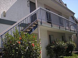 Beautiful 1 Bedroom Condo with Free Utilities in Santa Ana, CA (Photo 4 of 4)