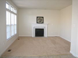 Beautiful 4 Bedroom Home in Lee's Hill in Fredericksburg, VA (Photo 3 of 11)