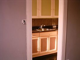 Spectacular 1 Bedroom Apartment - We Make Your Life Easy!  in Hollywood, CA (Photo 5 of 6)