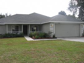 Quaint 3 Br, 2 Ba, 2 Car House in Great Neighborhood in Spring Hill, FL