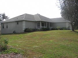 Quaint 3 Br, 2 Ba, 2 Car House in Great Neighborhood in Spring Hill, FL (Photo 6 of 6)