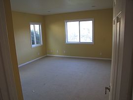 Huge, Remodeled 3 Bedroom Home with Stainless Steel Appliances in Reseda, CA (Photo 6 of 12)