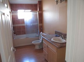 Huge, Remodeled 3 Bedroom Home with Stainless Steel Appliances in Reseda, CA (Photo 8 of 12)