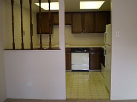 1 Bedroom Apartment - Ready Now! 670 Sq. Ft. - Huge Balcony in Denver, CO (Photo 11 of 12)
