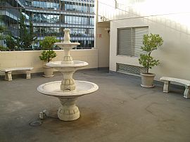 Cozy  Lake View Studio Condo with Large Balcony in Oakland, CA (Photo 10 of 10)