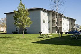 Fantastic 2 Bedroom Apartment Available - One Month Free! in Mankato, MN (Photo 6 of 7)