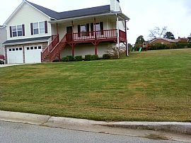 Wonderful 3 Bedroom House in Quiet Neighborhood!  in Rockmart, GA (Photo 1 of 2)