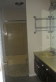 Spacious 3 Bedroom Brick Home Rent or Rent to Own - Free Dec. in Knoxville, TN (Photo 6 of 8)