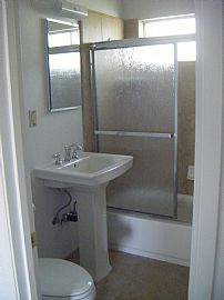 Beautiful Newly Remodeled 1 BR, 1 BA Apartment with New Paint in Clovis, CA (Photo 7 of 7)