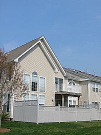 Amazing 3 Bedroom Townhome with 2 Car Garage in Bridgewater, NJ (Photo 6 of 6)
