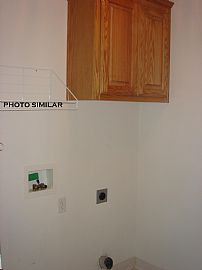 Great 3 Bedroom House with Move-In Special! in Nampa, ID (Photo 10 of 11)