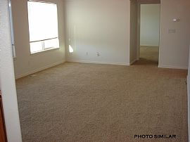 Great 3 Bedroom House with Move-In Special! in Nampa, ID (Photo 4 of 11)