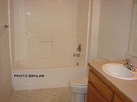 Great 3 Bedroom House with Move-In Special! in Nampa, ID (Photo 7 of 11)