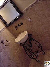 Tuscany in The Valley! 2 BR, 1 BA Home in Quaint  Neighborhood  in Lake Balboa, CA (Photo 5 of 12)